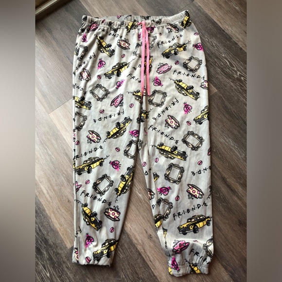 FRIENDS Other - FRIENDS Themed Women’s Gray Pajama Pants Size Large
